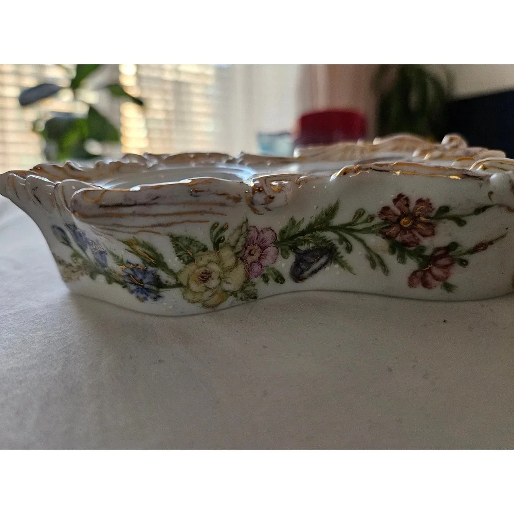 Antique Porcelain Victorian Inkwell white‎  gold accents colorful